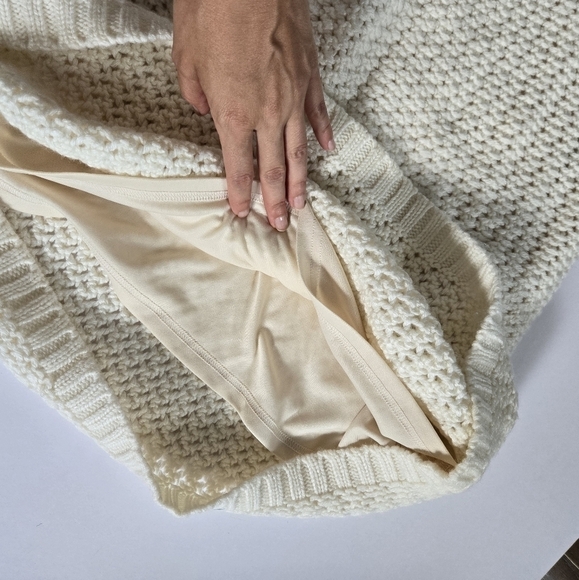 Moda International Cream Midi Dress - Picture 5 of 8